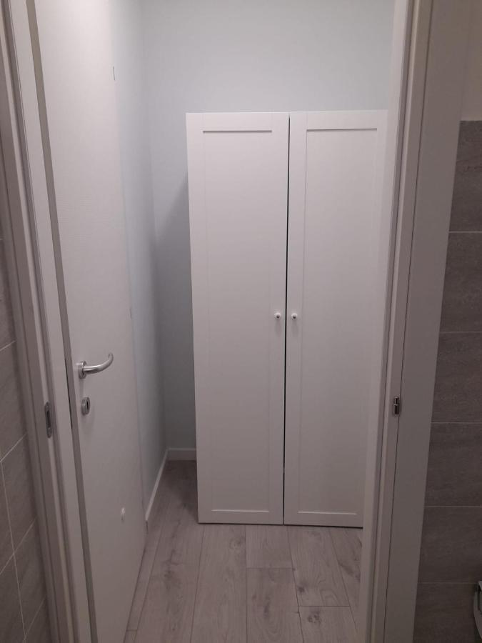 Your Independent Room Lecco Esterno foto